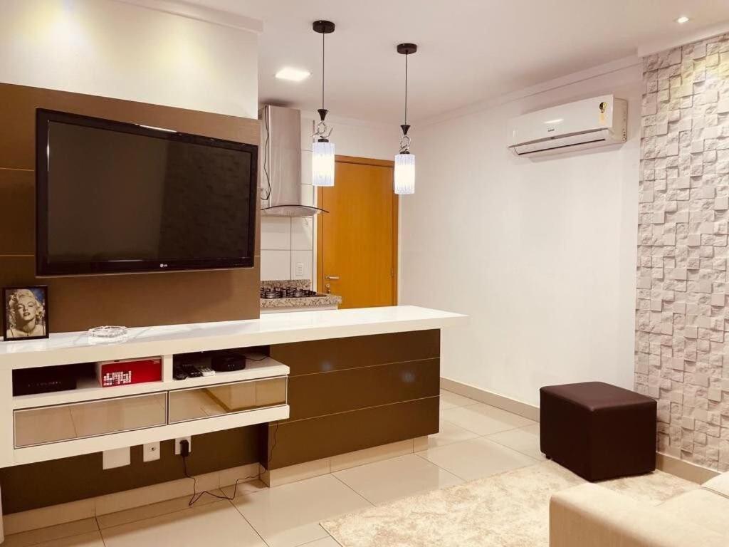 2 Qts.| 4 Hosp. | Ao Lado Do Goiania Shopping Apartment Luaran gambar
